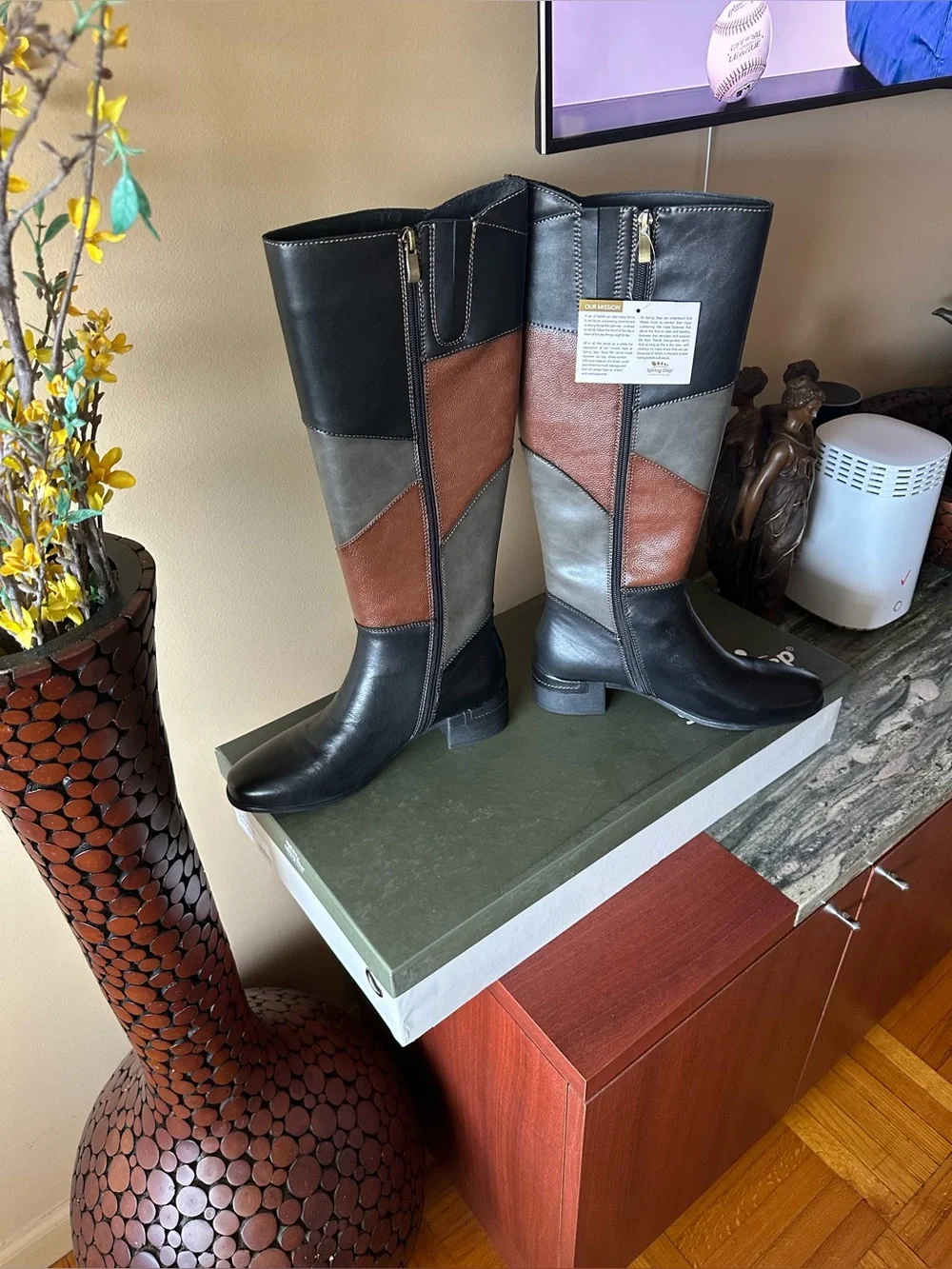 NIB Spring Step Patchwork Boots.high-quality Multi-color combo leather.s40(US 9)